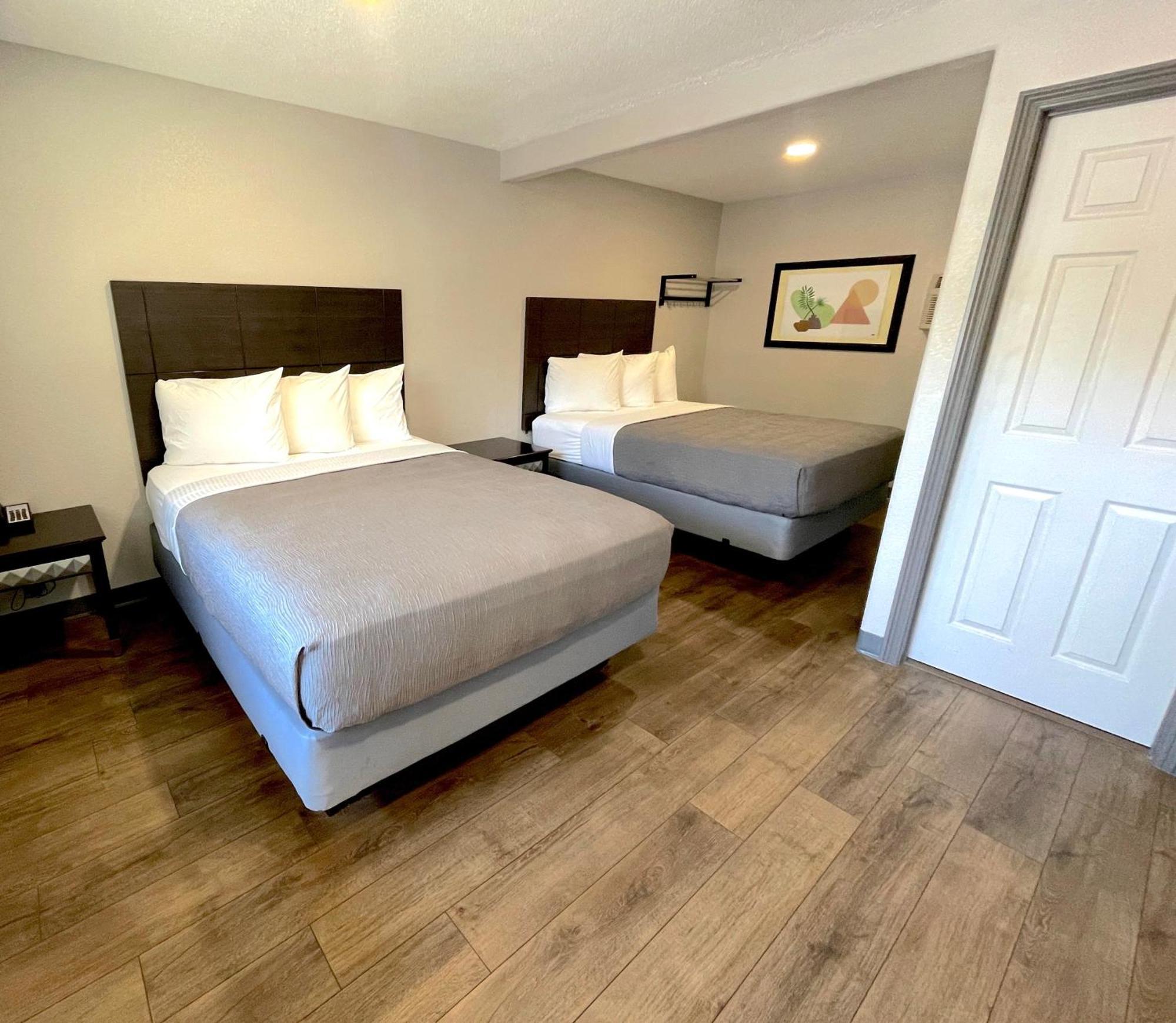 Sequoia Motel Fresno Esterno foto